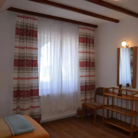 Malsam Apartment